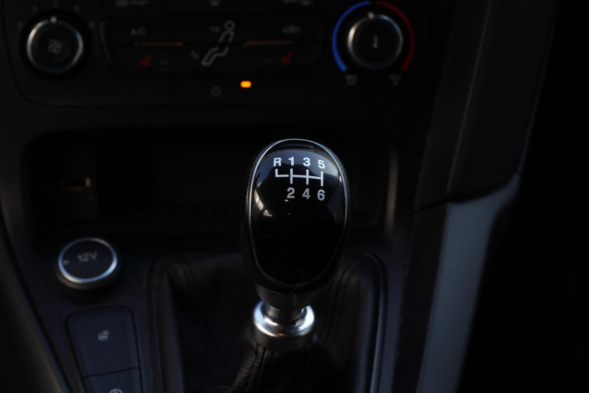 43136144-19.jpg